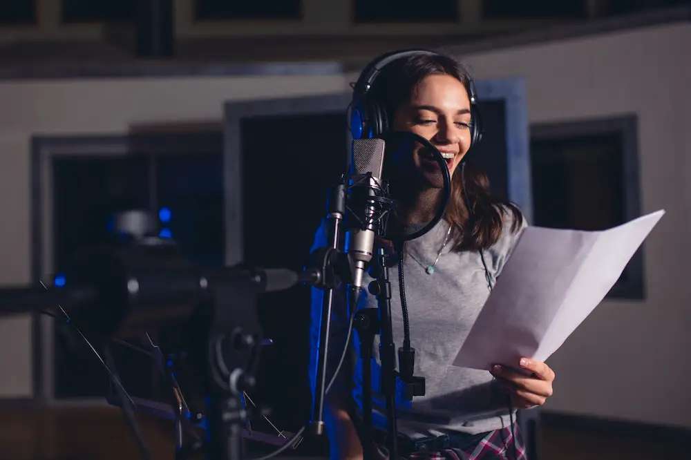 How to memorize song lyrics vocals in tune